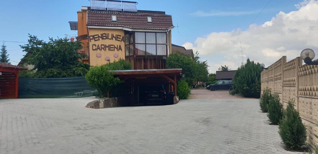 Hotel Pensiunea Carmena