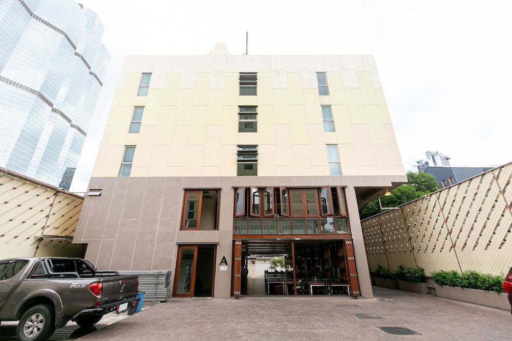 Hotel A Room Bangkok Sathorn