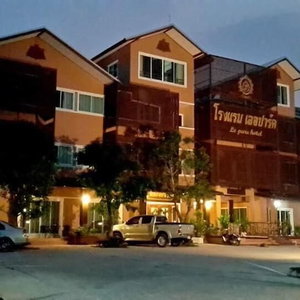 Hotel Le Parc Wangnang cazare Phitsanulok