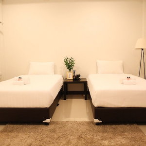Hotel First Residence cazare San Sai