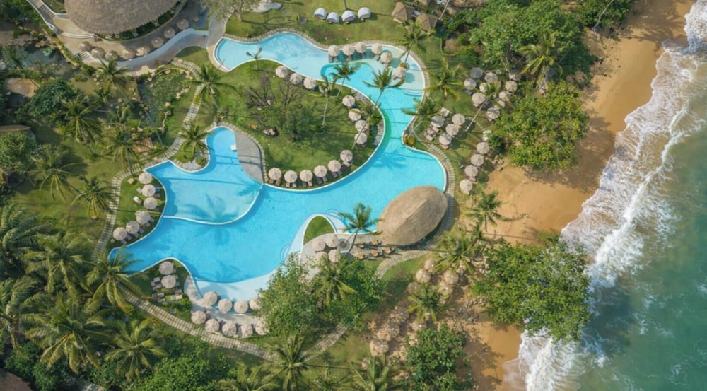 Hotel Eden Beach Khao Lak Resort & Spa