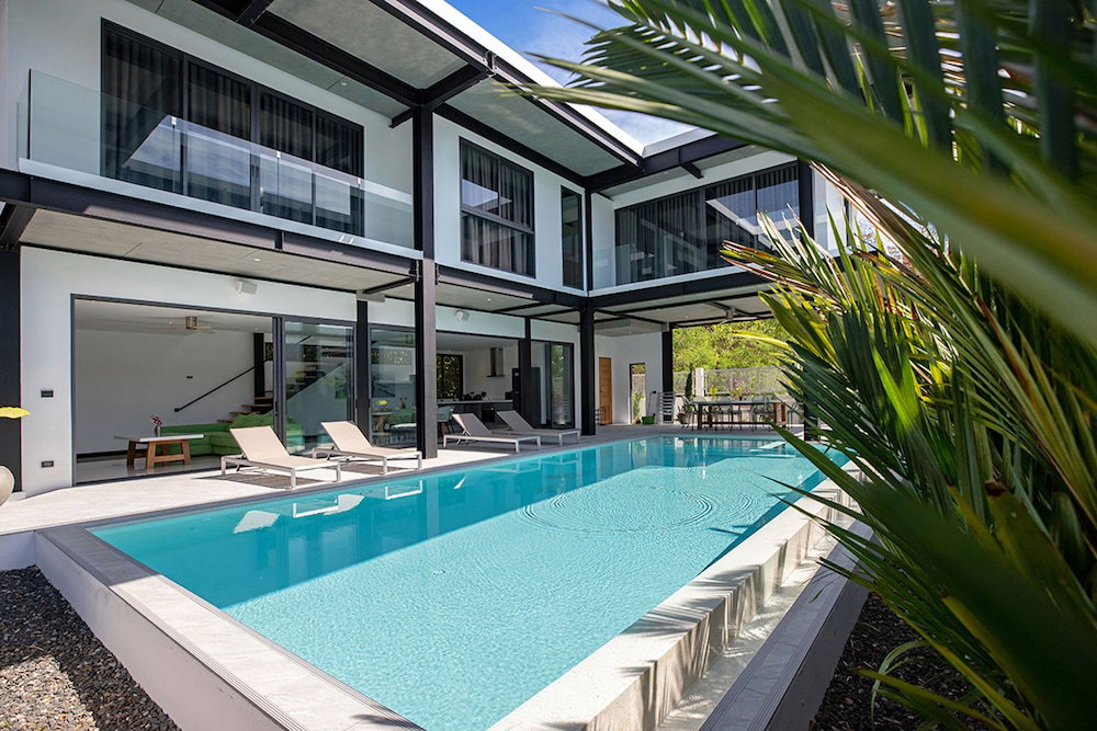 Hotel Stylish Salt Pool Villa Sunset Garden 5