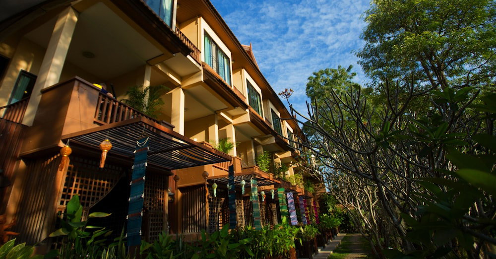 Hotel Villa San Pee Seua