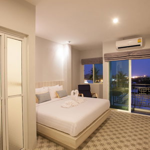 Hotel Nature Pine Residence cazare Ban Rawai