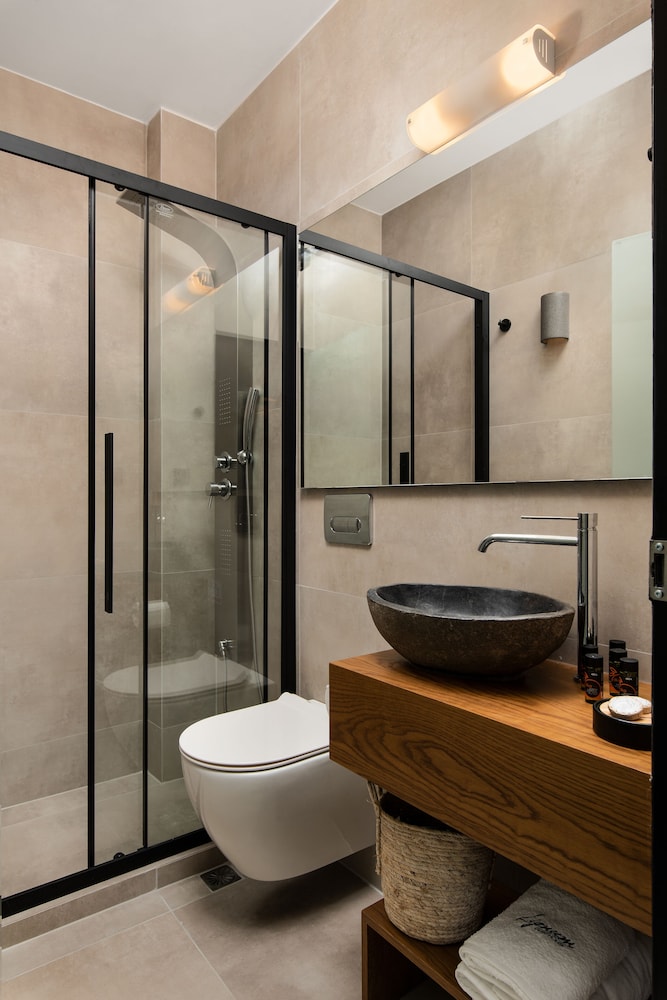 dal travel Lignum Suites Chania