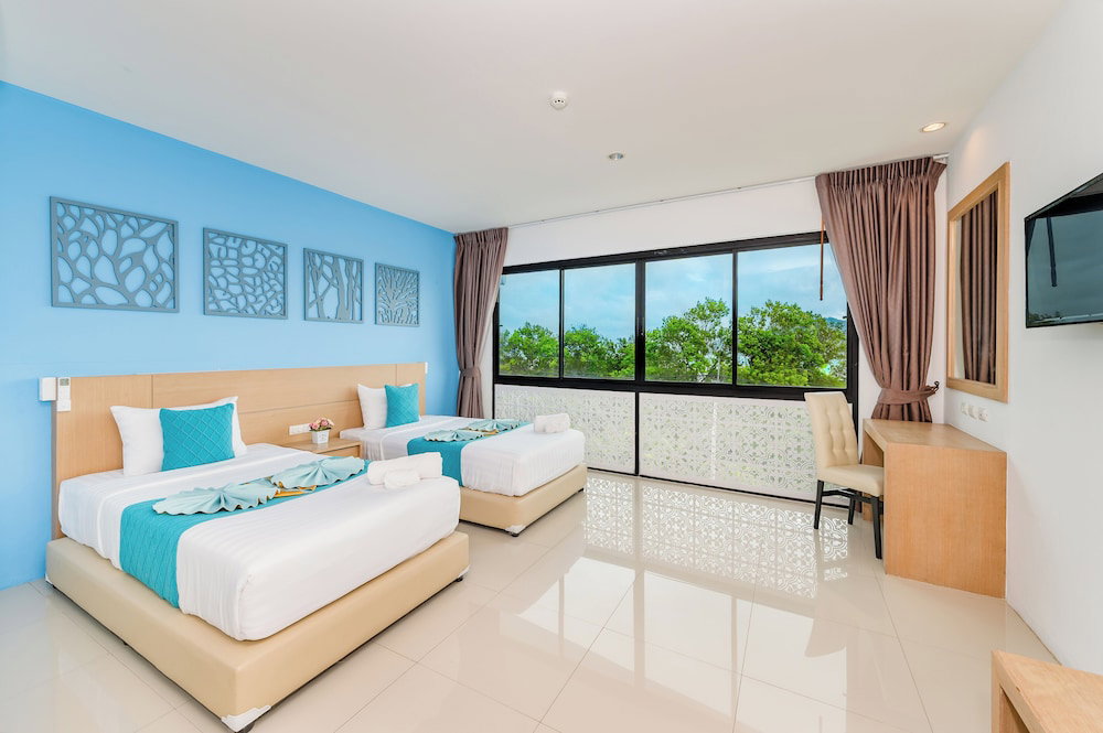 Hotel De Blue Sea Rawai Hotel