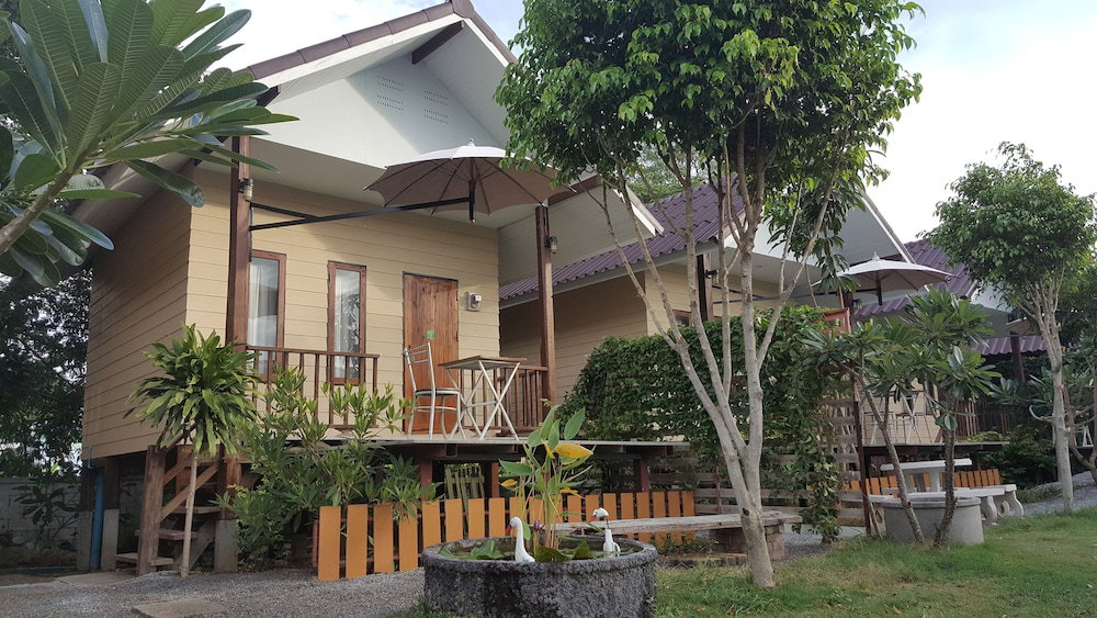 Hotel Bansuan Inthanon Resort