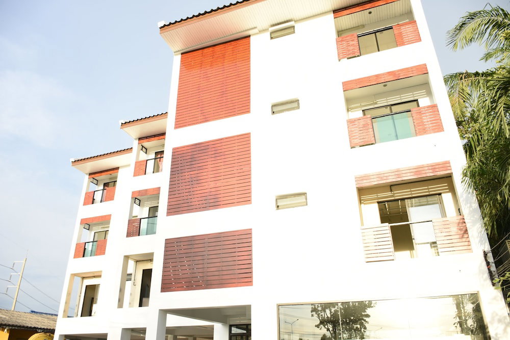 Hotel Basaya Laemchabang