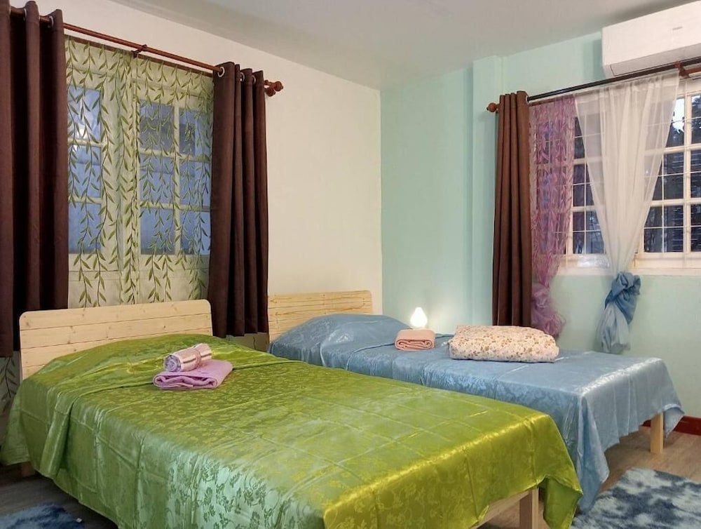 Ban Suanlum Guesthouse Bangkok