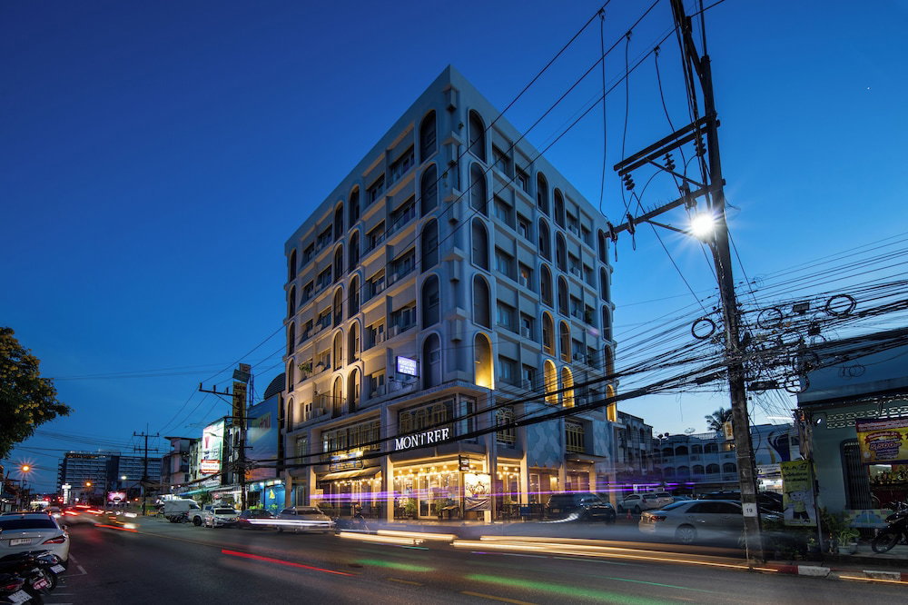 Hotel Montree Phuket Hotel