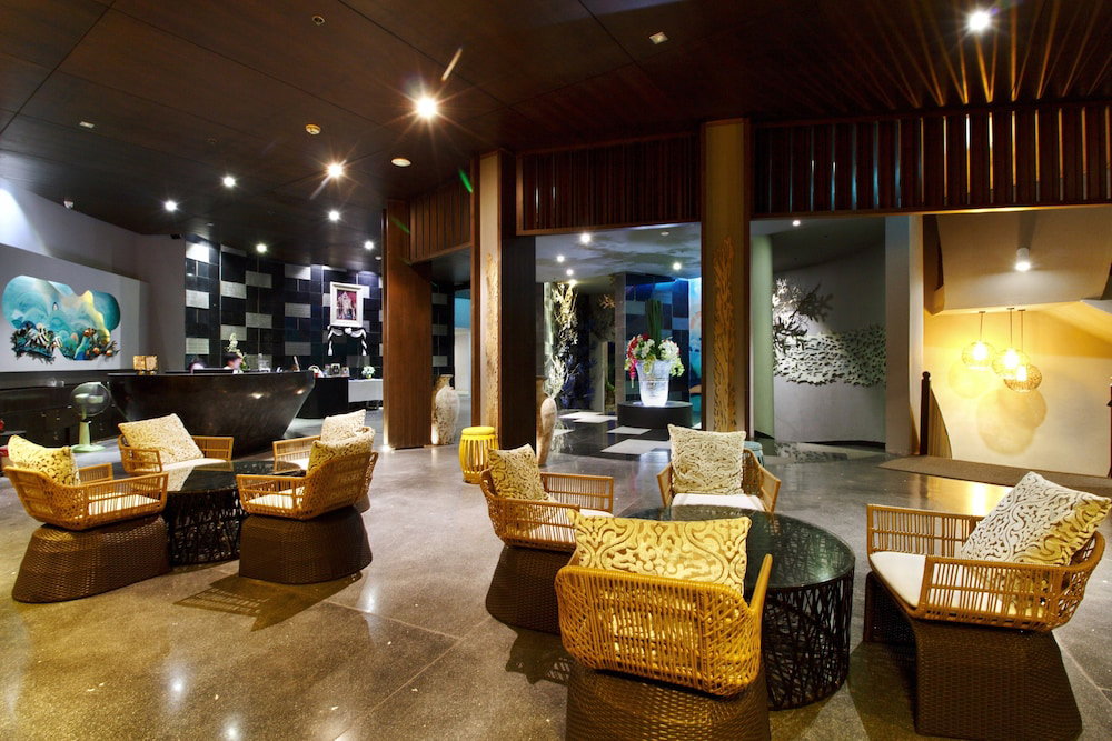 Hotel Le Coral Beach Resort And Cafe