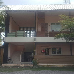 Hotel Charlee House cazare Trang