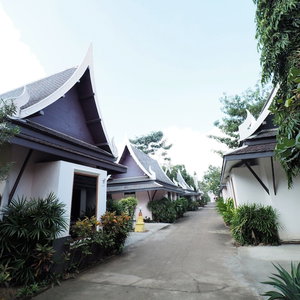 Hotel Sweet Inn Resort Hotel cazare Bang Pahan