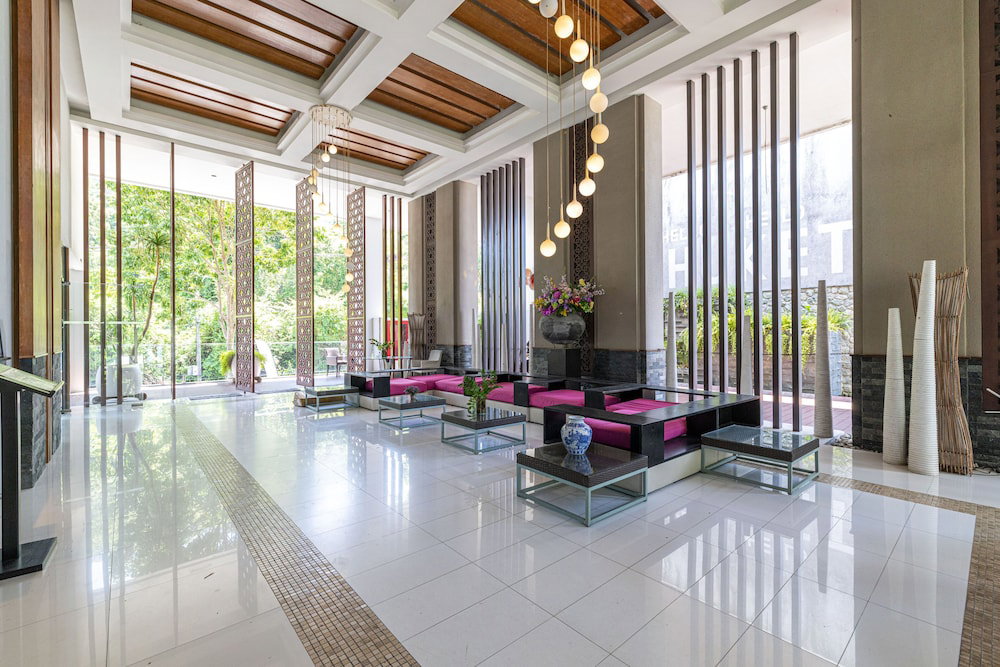 Phuket Moonlit Bay Seaview Resort&Spa