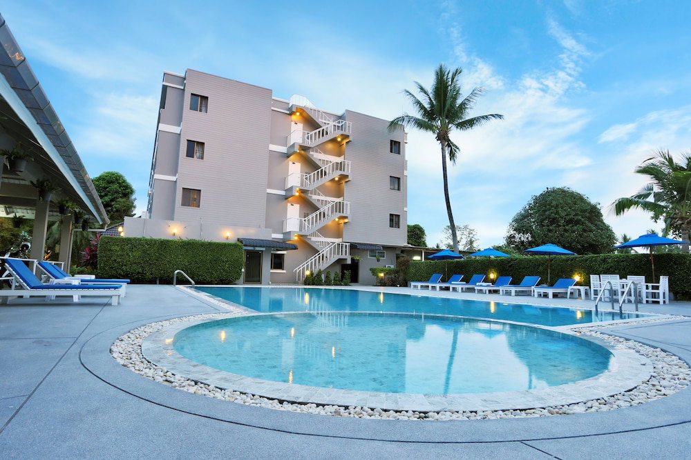 Hotel Pattra Mansion By Aksara Collection