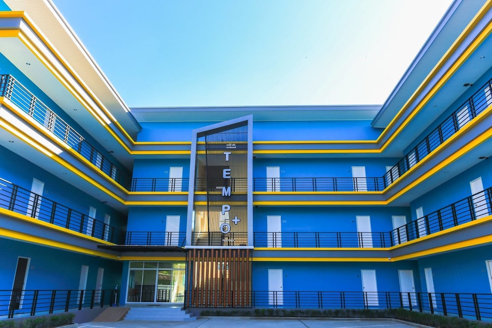 Hotel Tempo Plus Apartment Mae Sot