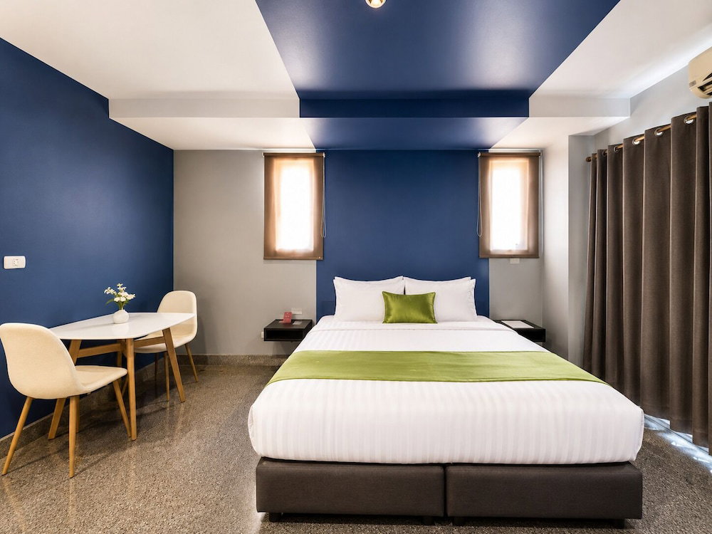 Icheck Inn Phuket Town