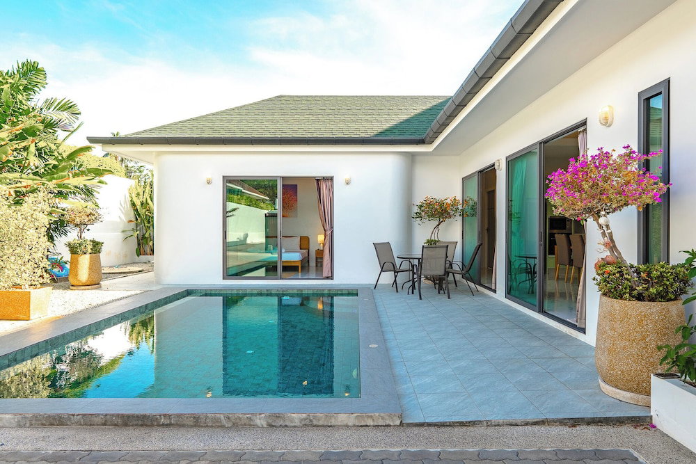 Hotel Villas 6Br 2 Pools For Group Vibe V193