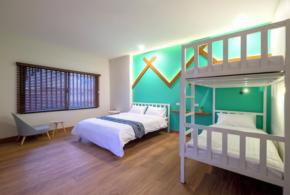 Hotel Bed Friends Poshtel
