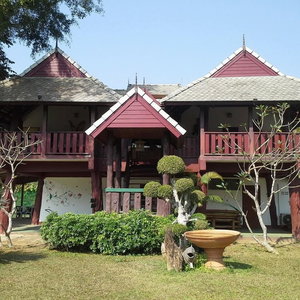 Hotel Baanklangdoi Resort cazare Hang Dong