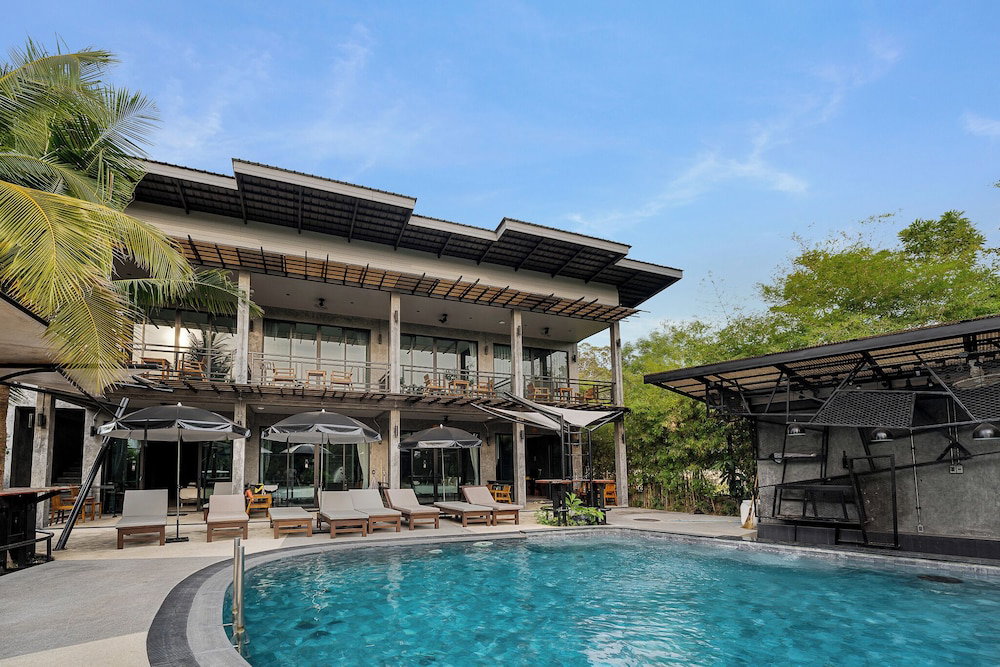 Hotel Samui Fishing Club & Resort