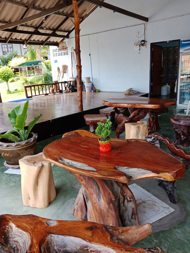 Hotel Phupha Bungalow