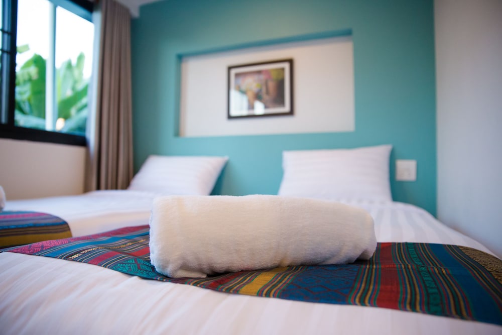 Hotel Suree House