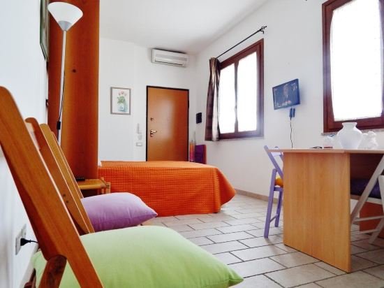 Hotel Lovely Studio In Pula