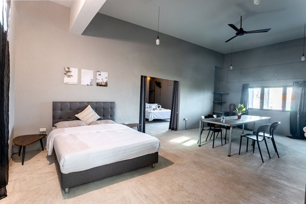 Hotel Rocka Villas