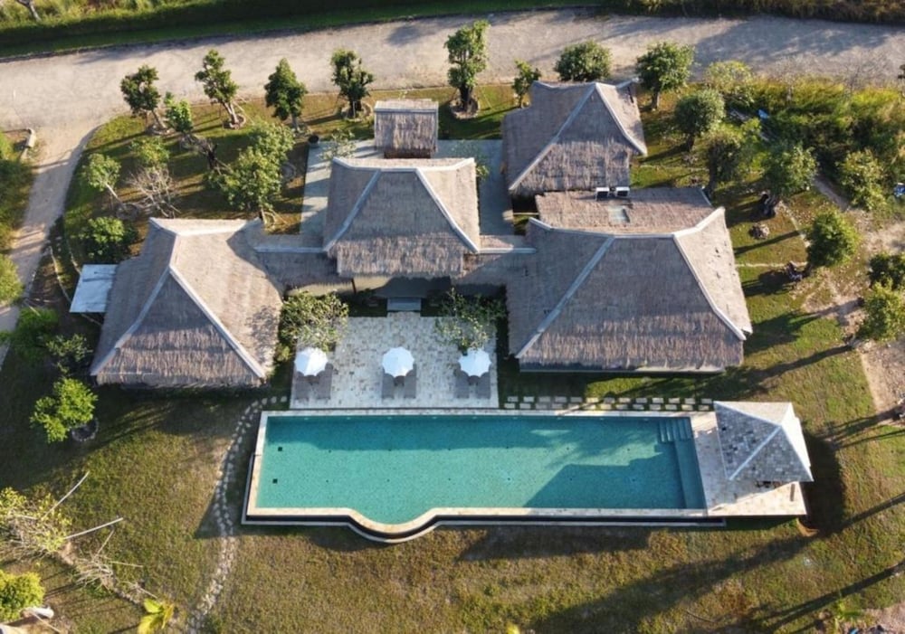 Hotel Hideaway