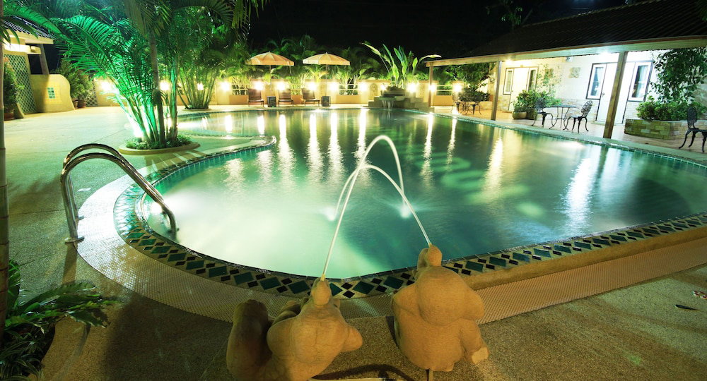 Hotel Baanplaidoi Resort