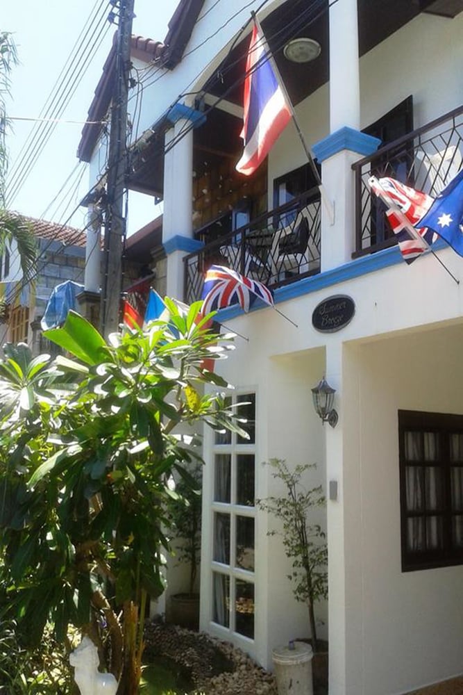 Hotel Summer Breeze Inn Hotel