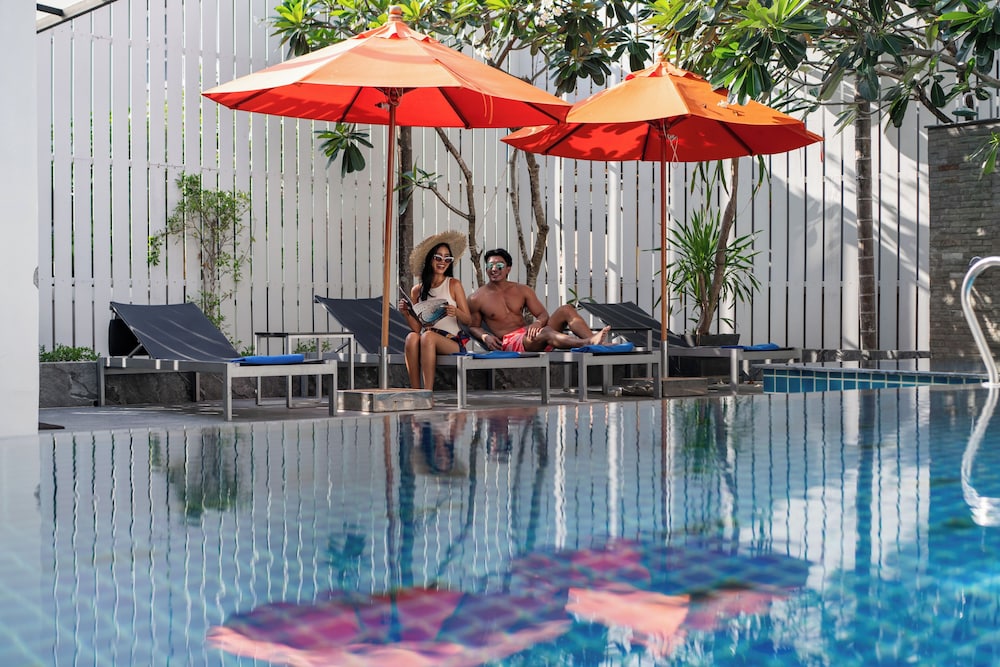 Hotel Citrus Patong Hotel By Compass Hospitality