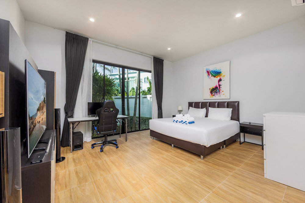 Baan Bua Estate By Tropiclook