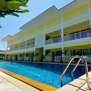 Hotel Phuket Airport Sonwa Resort cazare Suwannaphum