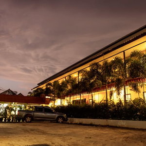 Hotel Phuket Airport Inn cazare Suwannaphum