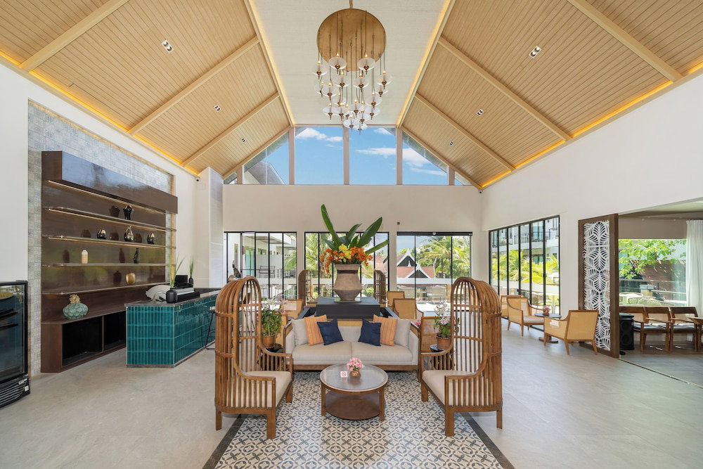 Howard Johnson By Wyndham Phuket Naiyang
