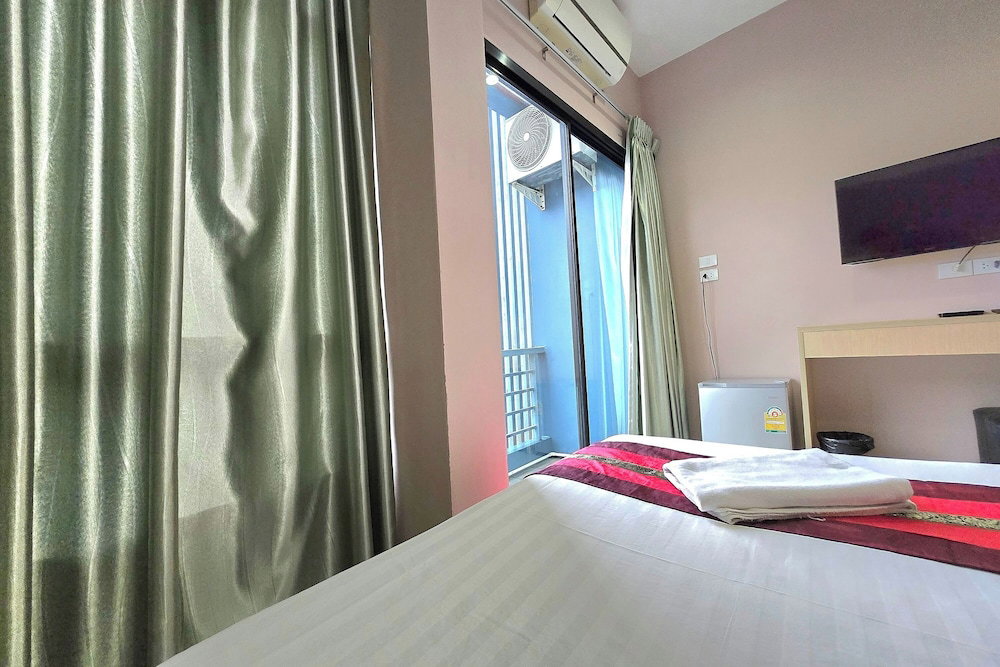 Jj Residence Phuket Town