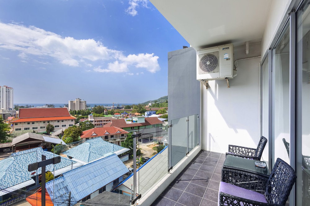 Studio In Chic Condo In Karon A510