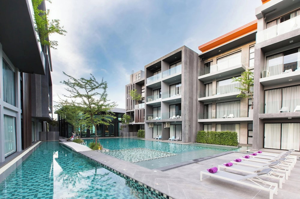 Hotel Maya Phuket Airport Hotel