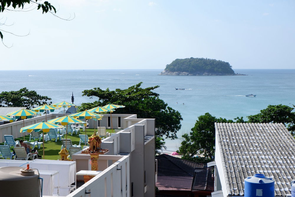 Hotel Kata Beachwalk Hotel And Bungalows