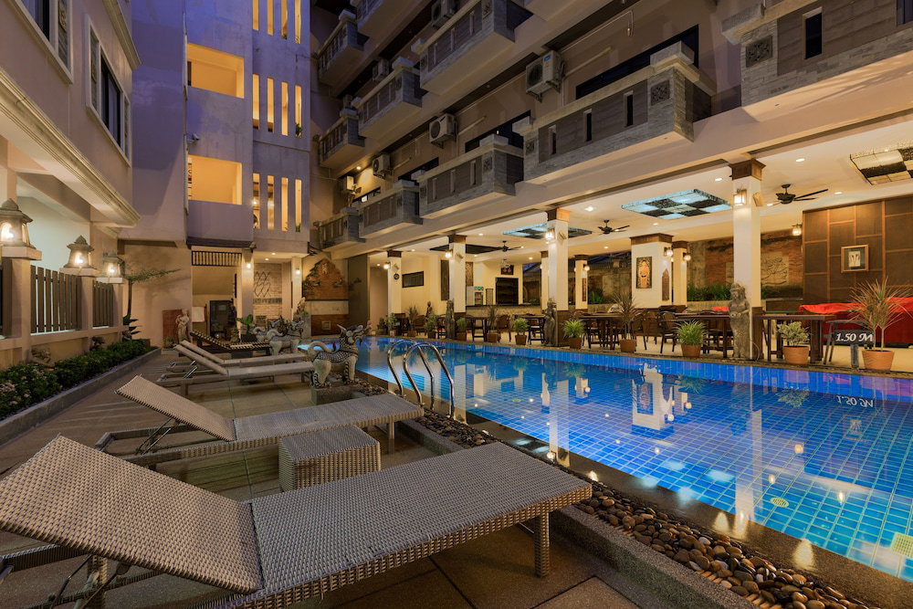 Hotel Seeka Boutique Resort - Relaxing Stay - Balcony, Pool & Near Beach