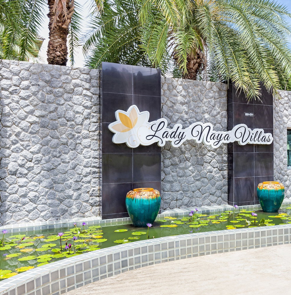 Hotel Lady Naya Villas