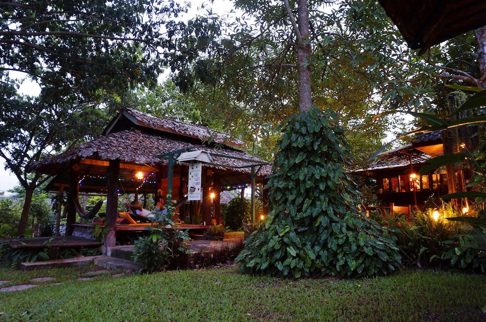 Hotel Ban Nam Hoo