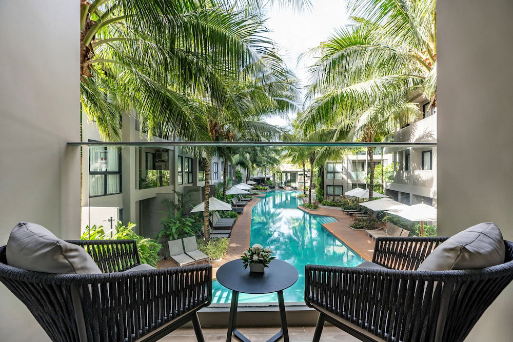 Hotel Diamond Resort Phuket Official Account