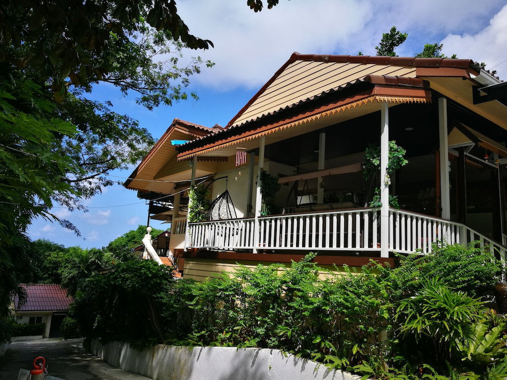 On The Hill Karon Resort