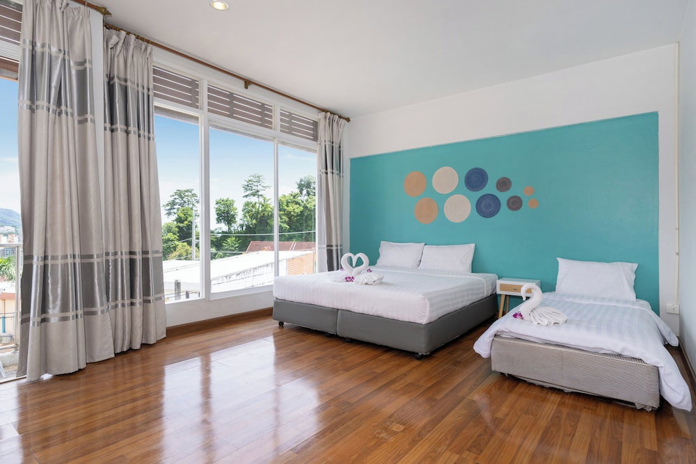 Kata Sea Boutique Hotel