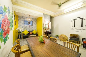 Hotel The Neighbors Hostel - Adults Only cazare Ban Talat Nua