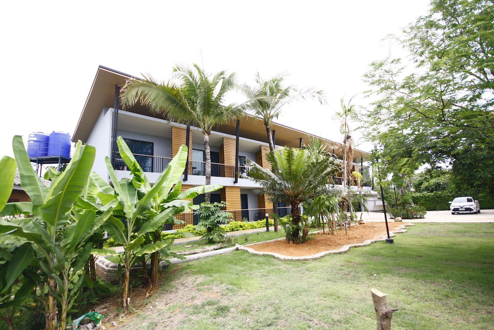 Hotel Phumi Resort