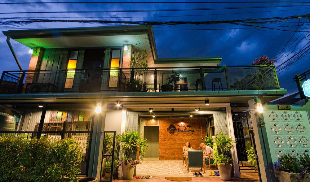 Hotel Talardkao Balcony Krabi - Hostel